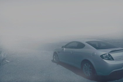 Come comportarsi quando si guida con la nebbia fitta