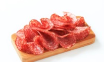Salmonella nel salame: i prodotti a rischio (ritirati dal mercato)