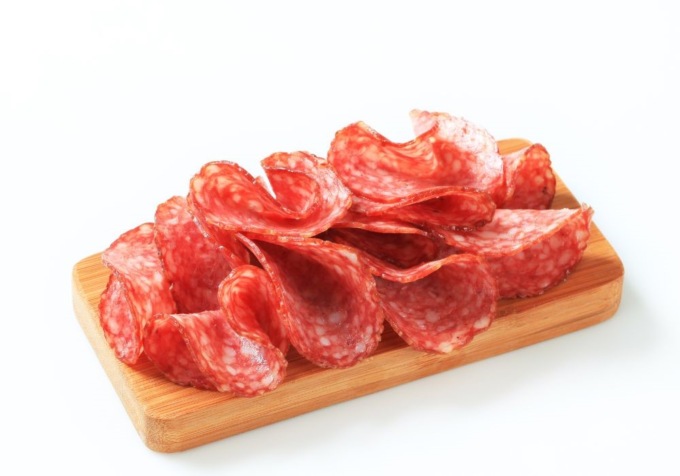 Salmonella nel salame: i prodotti a rischio (ritirati dal mercato)