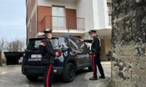 Soffoca la moglie malata, poi chiama i Carabinieri: "Venite, l'ho uccisa"