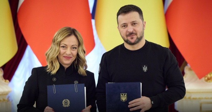 Zelensky: “In Italia troppi filoputiniani, stracciate i loro visti”