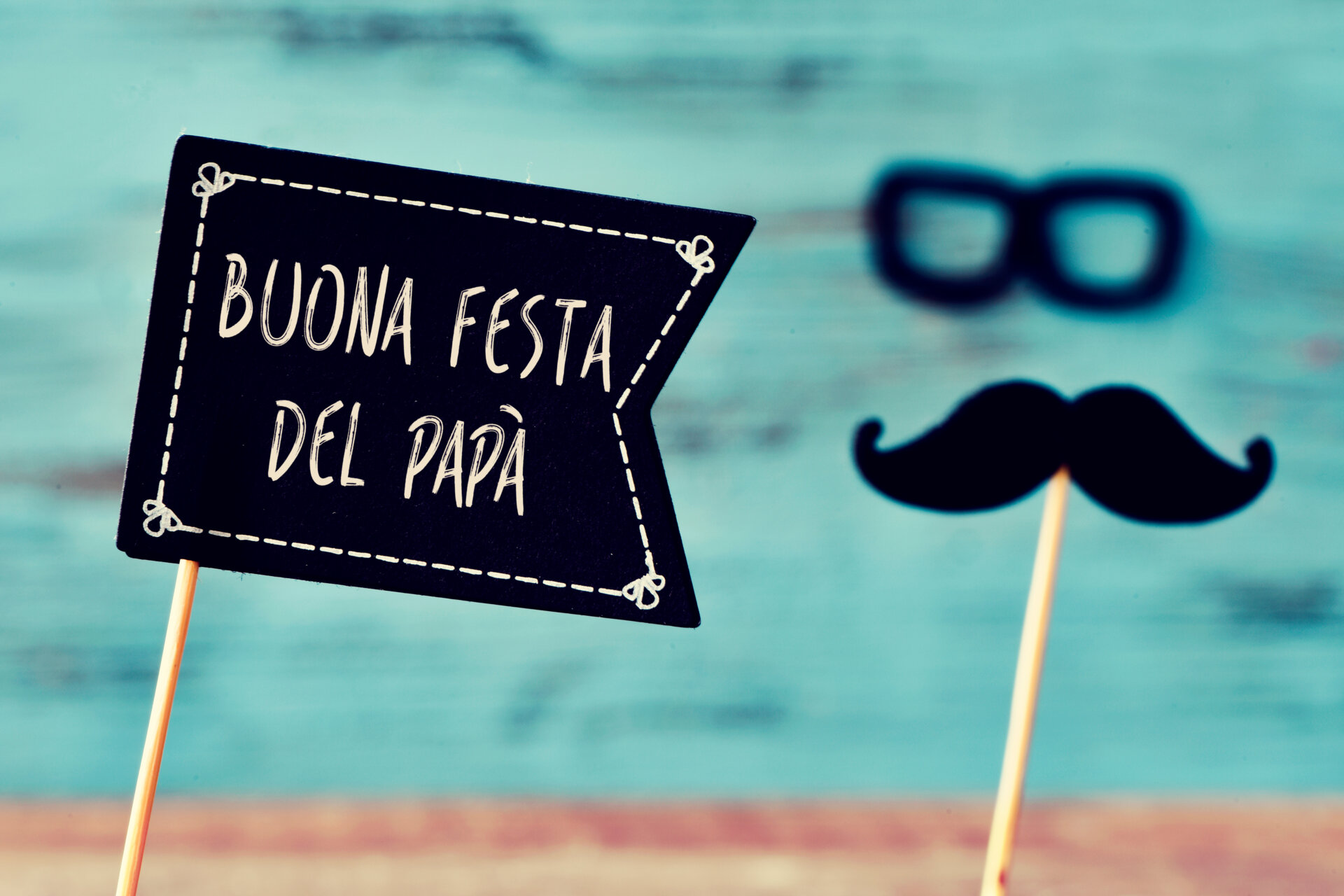 text buona festa del papa, happy fathers day in italian
