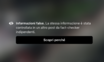 Se anche l'algoritmo è complottista: Facebook bolla come fake news i camion con le bare a Bergamo