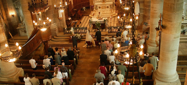 Un bonus per chi si sposa in chiesa: di cosa si tratta e come funziona