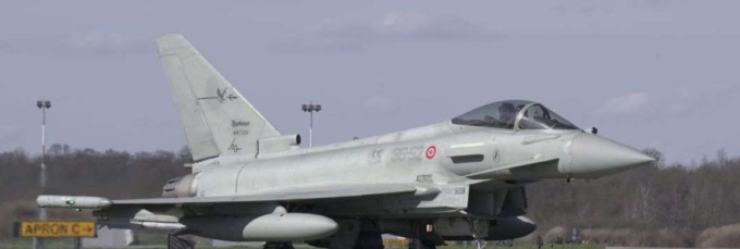 Tensione e allerta nei cieli, caccia italiani intercettano jet russi sul Baltico