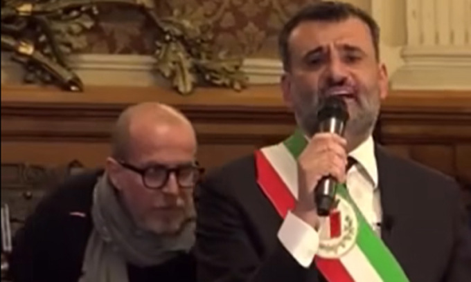 Le (presunte) infiltrazioni mafiose a Bari infiammano la politica. Il Pd: “Siamo in guerra”