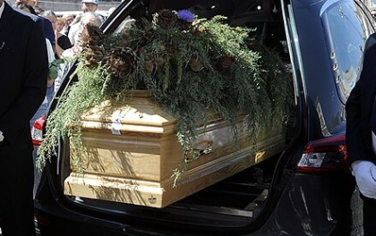 L’ultimo desiderio del maestro 90enne: “Vorrei i miei ex studenti al mio funerale”