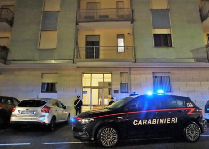 Tragedia in una famiglia musulmana ad Asti: figlia uccide il padre 50enne per difendere madre e fratellini