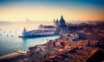 Dal 25 aprile 2024 visitare Venezia costerà 5 euro: esenzioni, prenotazioni, calendario...e polemiche