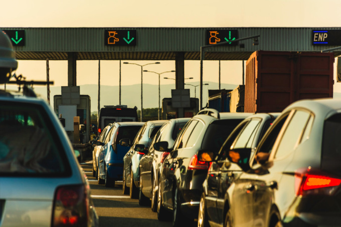 Come pagare al casello autostradale: le alternative principali