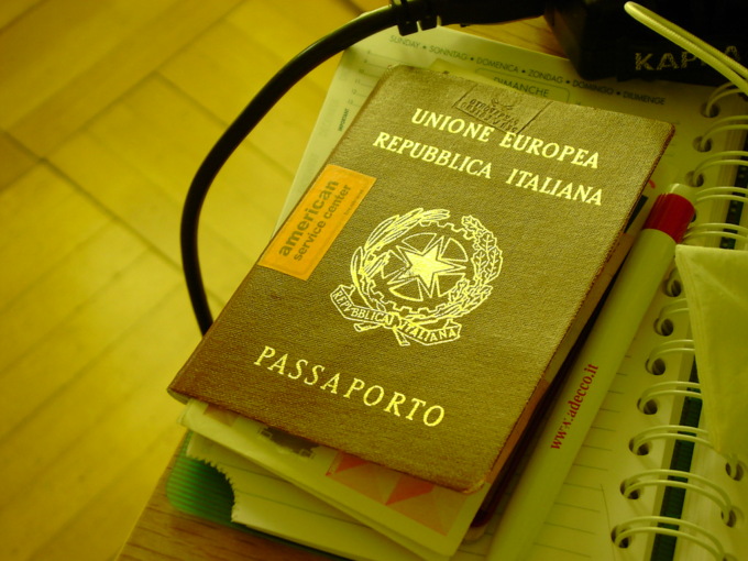 Come avere il passaporto in 30 giorni con la nuova procedura d’urgenza
