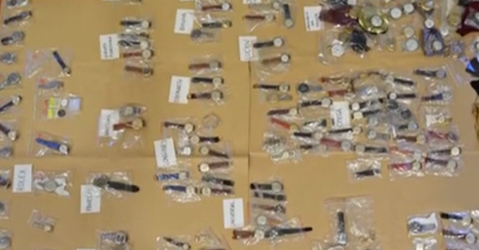 Il pensionato che ha in casa oggetti rubati per 6 milioni di euro (anche un dente di Mammut)