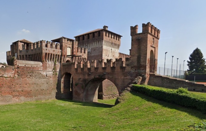 Dove scorre l’Oglio è un pullulare di castelli