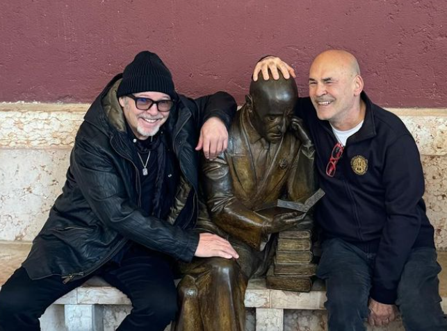 Vasco Rossi “supervissuto” come D’Annunzio: premiato dalla Fondazione del Vittoriale