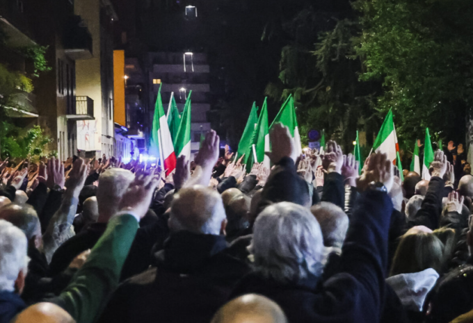A Milano saluti romani dei neofascisti in ricordo di Ramelli. La Russa punge il sindaco Sala: “Non indossa il tricolore”