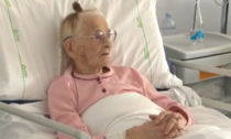 Operata al femore a 103 anni, dopo due giorni torna a camminare