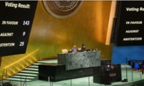 All'Assemblea Onu l'ok all'adesione della Palestina. E Israele "distrugge" la Carta delle Nazioni Unite