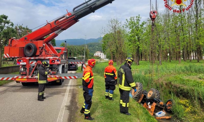 Incidenti sul lavoro: schiacciati dal trattore, altre due morti bianche