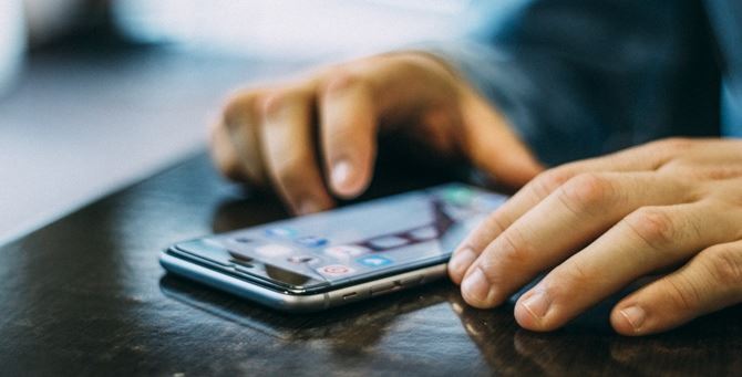Da oggi è attivo IT Wallet, il portafoglio digitale. Cos’è, come funziona e (soprattutto) è obbligatorio?