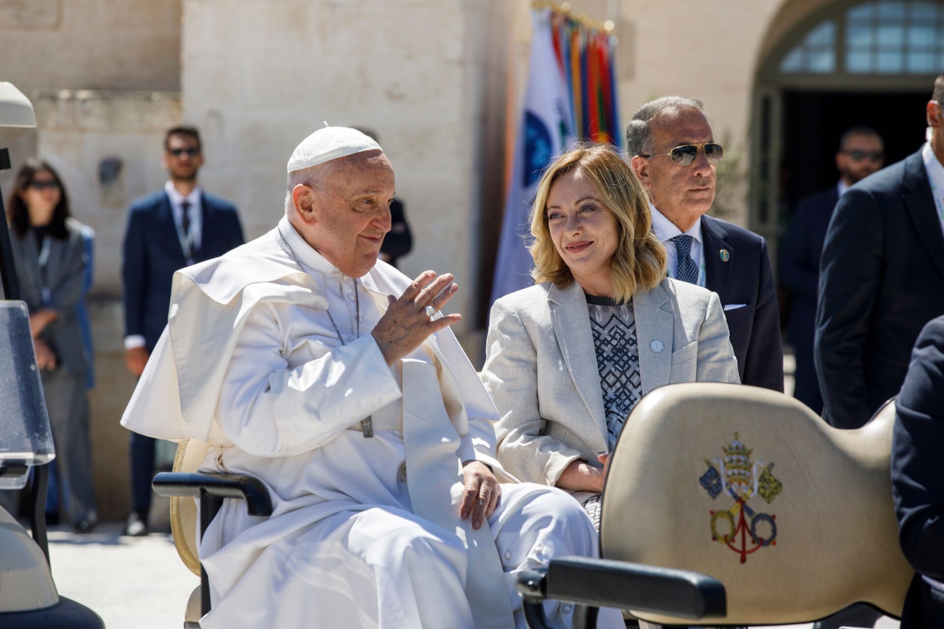 Papa Francesco con Giorgia Meloni