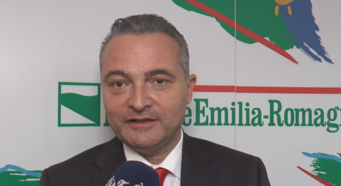 Bimbo con malattia rara: Regione Emilia Romagna pagherà cura milionaria negli Usa per salvarlo