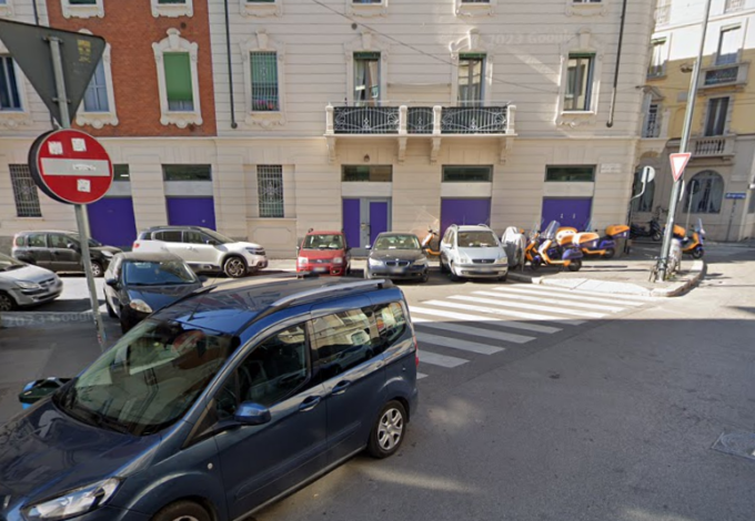 Ventenne ubriaco investe una ragazza e la trascina per 300 metri sotto l’auto, lei è in coma