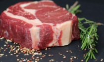 Grigliare è un'arte, ma serve carne di qualità