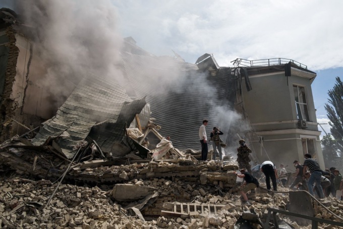 Guerra Ucraina, ora la Russia bombarda anche gli ospedali. Meloni Immagini spaventose, Mosca non vuole la pace