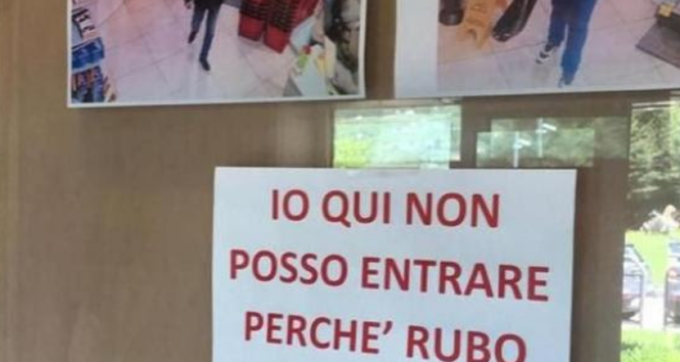 “Io non posso entrare”: negoziante espone foto dei ladri seriali (che si offendono e lo minacciano di morte)