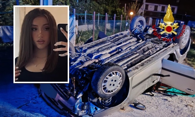 Cinque ragazzi si ribaltano con l’auto al ritorno dal mare: morta una 16enne