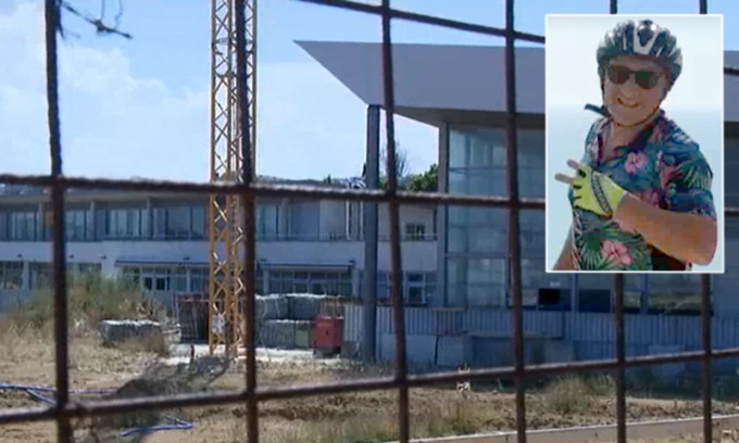 Uno ucciso da una balla di fieno, l’altro precipitato da un’impalcatura: non avevano neppure 60 anni