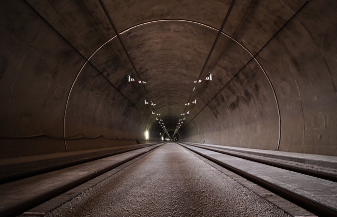 Operai intossicati mentre lavorano in un tunnel per la Tav: malore anche per il caldo