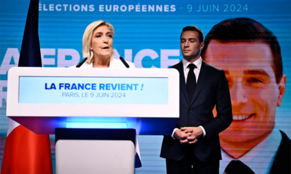 Francia, la forzatura di Macron affossa la Destra: esultano Schlein & Co., ma Salvini frena gli entusiasmi