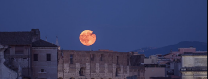 Stasera arriva la Superluna blu: a che ora vederla e perché si chiama così