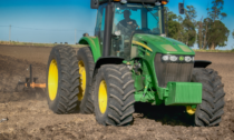 Agricoltore schiacciato dal trattore, è l'ennesima vittima