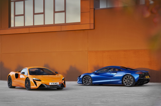 McLaren Artura Spider: il debutto al Salone Auto Torino 2024