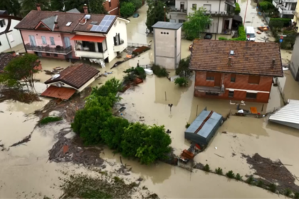 Maltempo: i treni cancellati o modificati e le autostrade chiuse