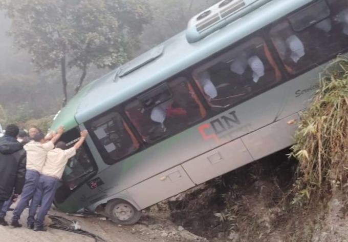 Bus precipita in Perù: chi sono gli italiani feriti. Ci sono anche tre coppie in viaggio di nozze