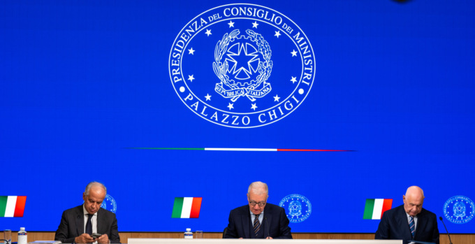 Migranti: quali sono i 19 Paesi sicuri decretati dal Governo (e perché sono ritenuti più sicuri degli altri)