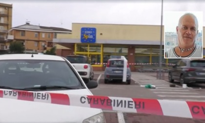 Ex poliziotto spara alla moglie fuori dal supermercato e poi si toglie la vita: avevano 5 figli