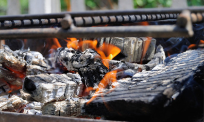 La disputa per il barbecue tra vicini di casa che dura da vent'anni