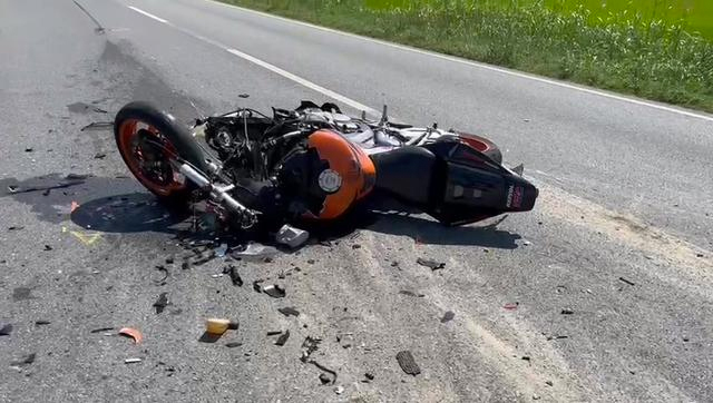 Camion perde il cassone che travolge e uccide motociclista 77enne