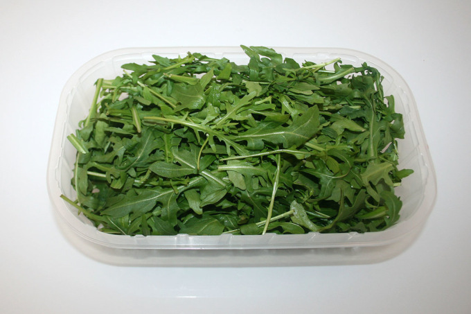Salmonella nella rucola: i lotti a rischio ritirati dal mercato