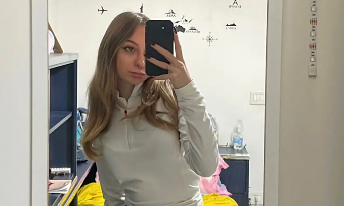 Delitto a Bergamo: l’amica scende al distributore automatico, 18enne uccisa dal vicino di casa