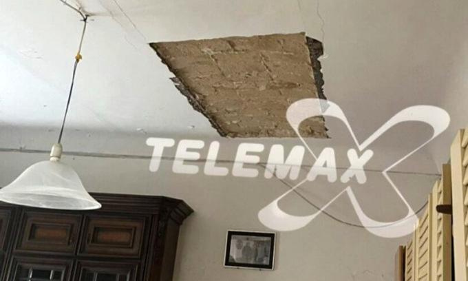 Salvato dalla voglia di pizza: 95enne si alza un attimo da tavola e il soffitto crolla all’improvviso