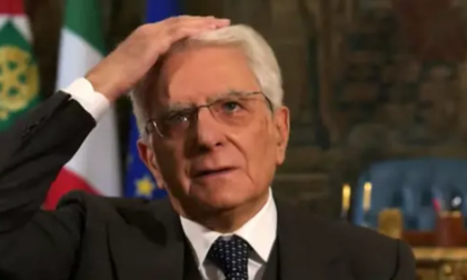 Stavolta i partiti erano tutti d'accordo, per aumentarsi i finanziamenti del 2 per mille. Ma è intervenuto Mattarella