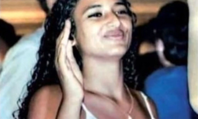 Giallo di Larimar, per gli inquirenti è un “suicidio anomalo”. La madre: “L’hanno uccisa, ho fatto nomi e cognomi”