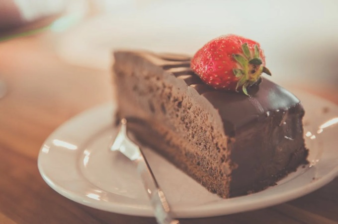 Torta richiamata dai supermercati: i prodotti e i lotti ritirati