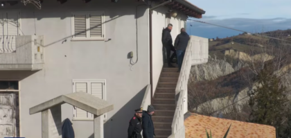 Emanuela: uccisa a calci e pugni dal marito con i figli in casa. C’erano dei precedenti