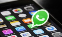 L'elenco dei telefoni cellulari che dall'1 gennaio 2025 non avranno più WhatsApp